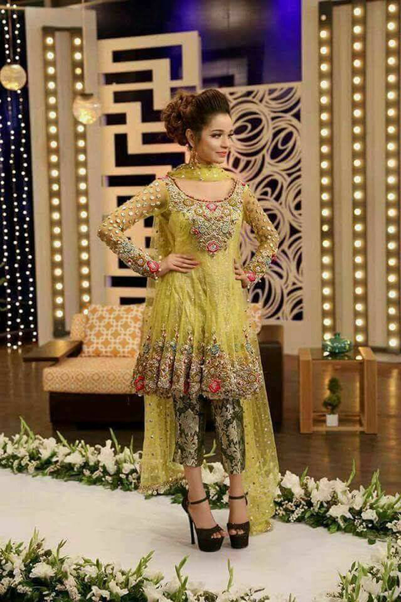 pakistani bridal lehenga design 2019