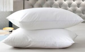 100% polyester fiber pillow, polyester pillow vs cotton, polyester vs microfiber pillow, polyester fibre pillow is it healthy to use, polyester fiber pillow wash, polyester pillows toxic, polyester pillow stuffing, polyester fiber pillows toxic