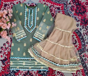 wholesale children's fashion