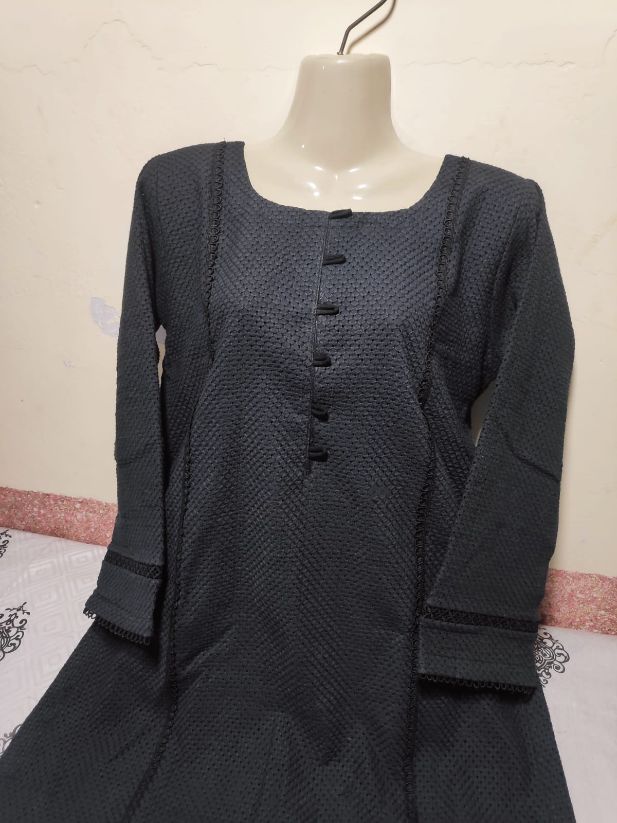 Ladies Designer Kurti, Wash Care: Machine wash at best price in Ahmedabad |  ID: 27295604755