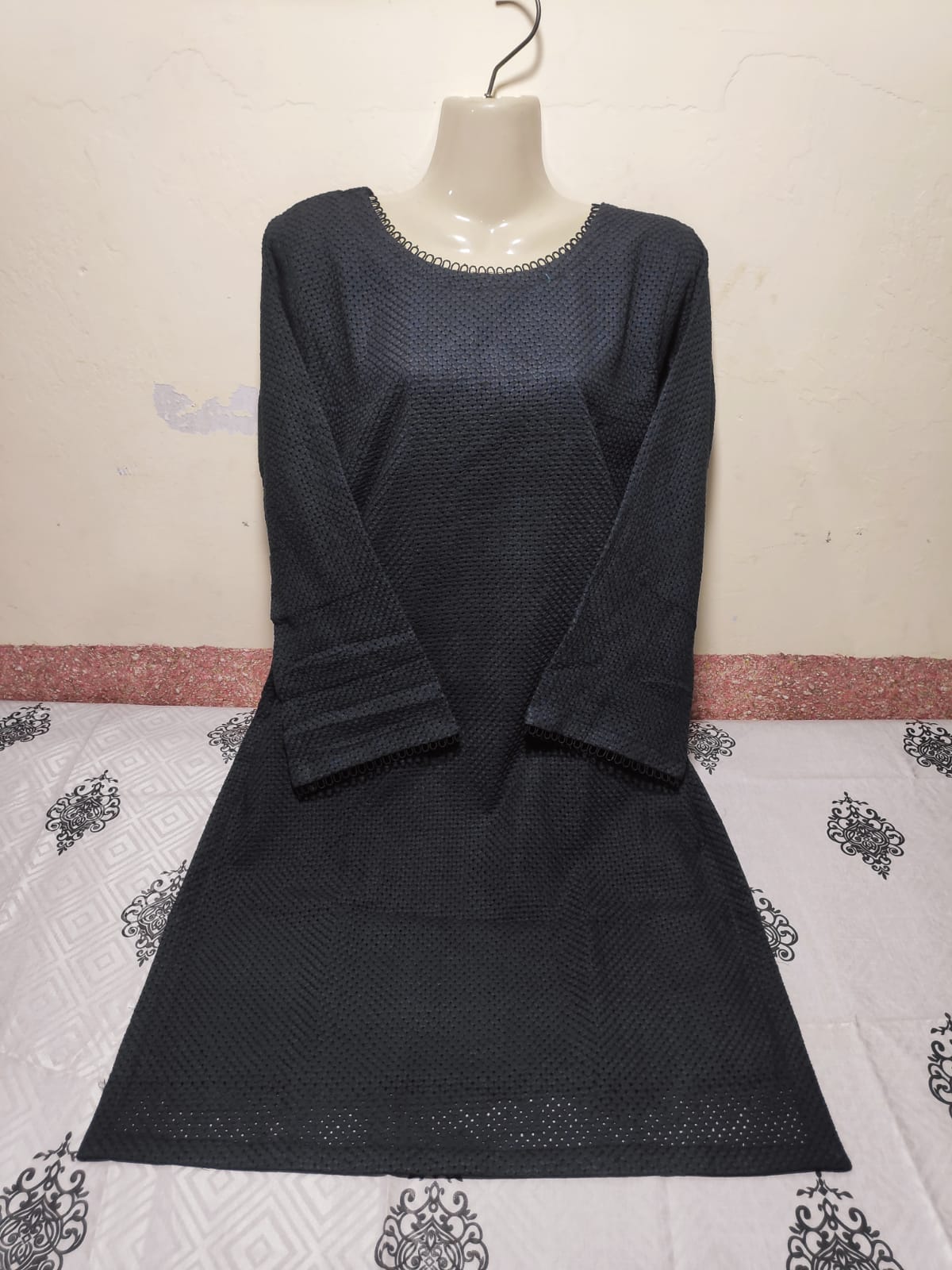 Pocket wali kurti kaise banaye, How to make kurti with pocket, kurti mein  pocket kaise lagaye, pocket kurti cutting stitching Net ki kurt... |  Instagram