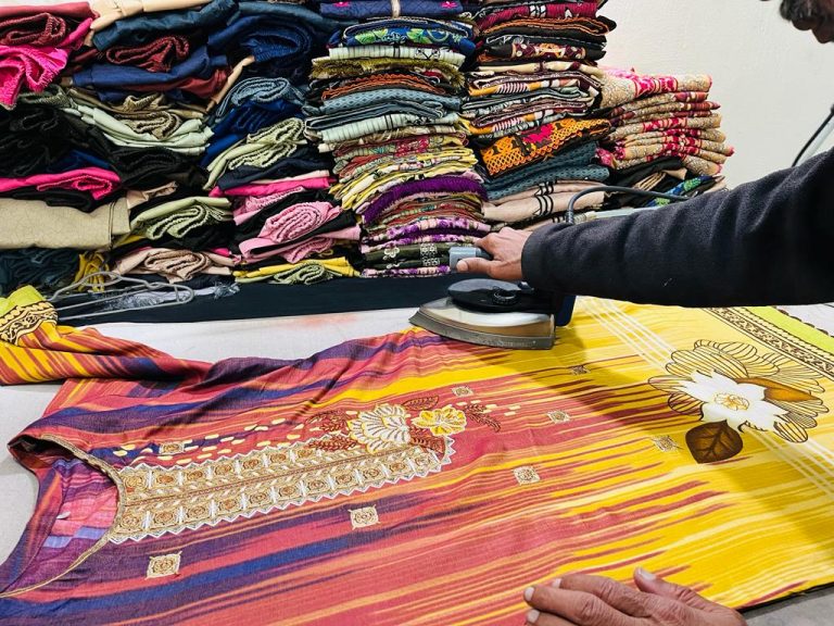 Wholesale Branded Clothing Suppliers In Faisalabad.