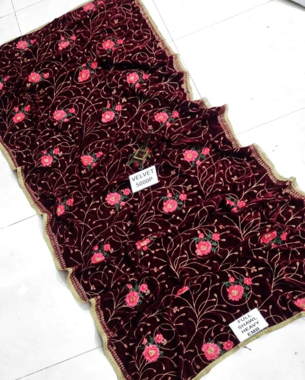 Handmade Embroidery Shawl in 5000P Velvet Fabric VS-14