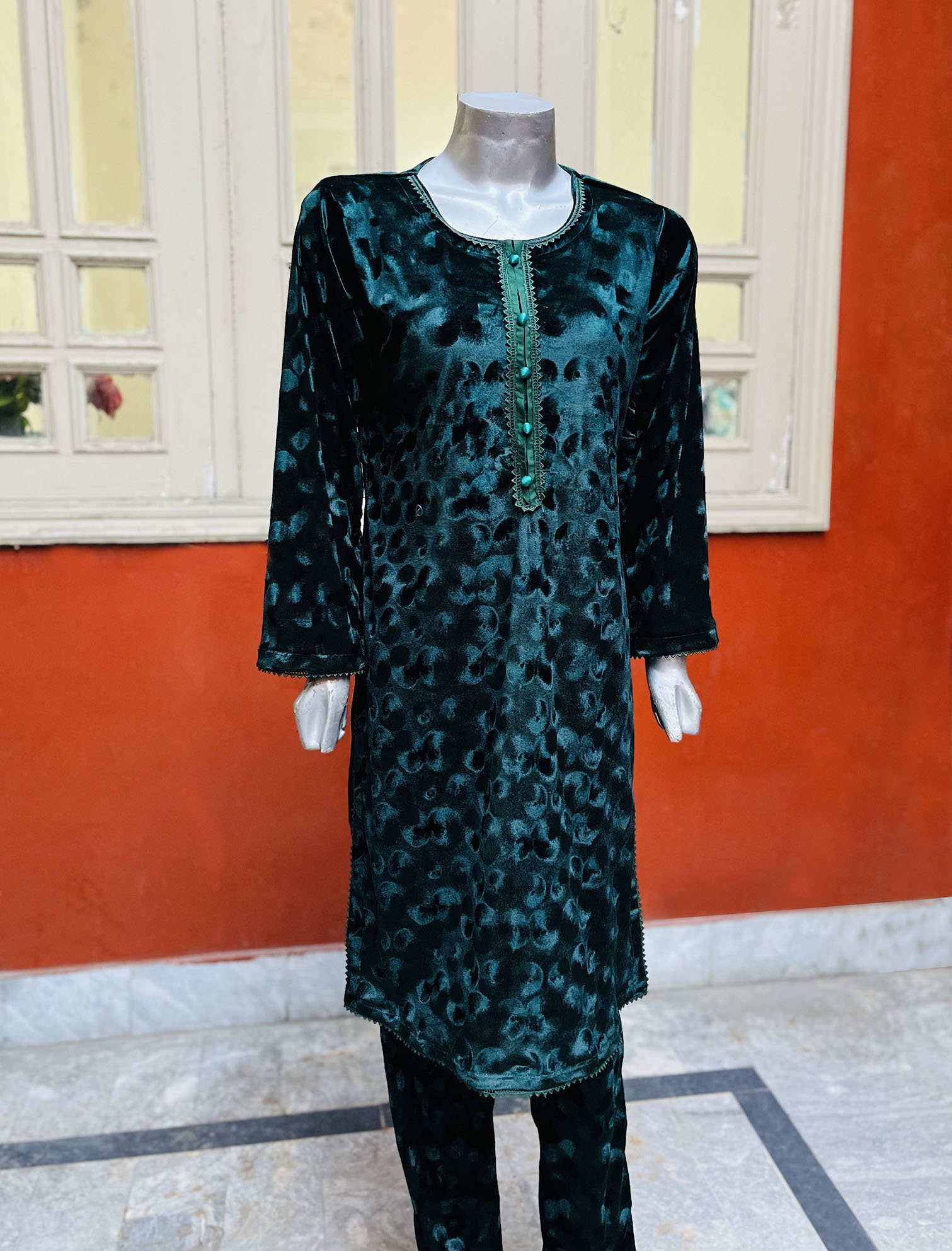 Shop Trendy Velvet Unstitched Clothing for Pakistani Women | Eastern Fashion