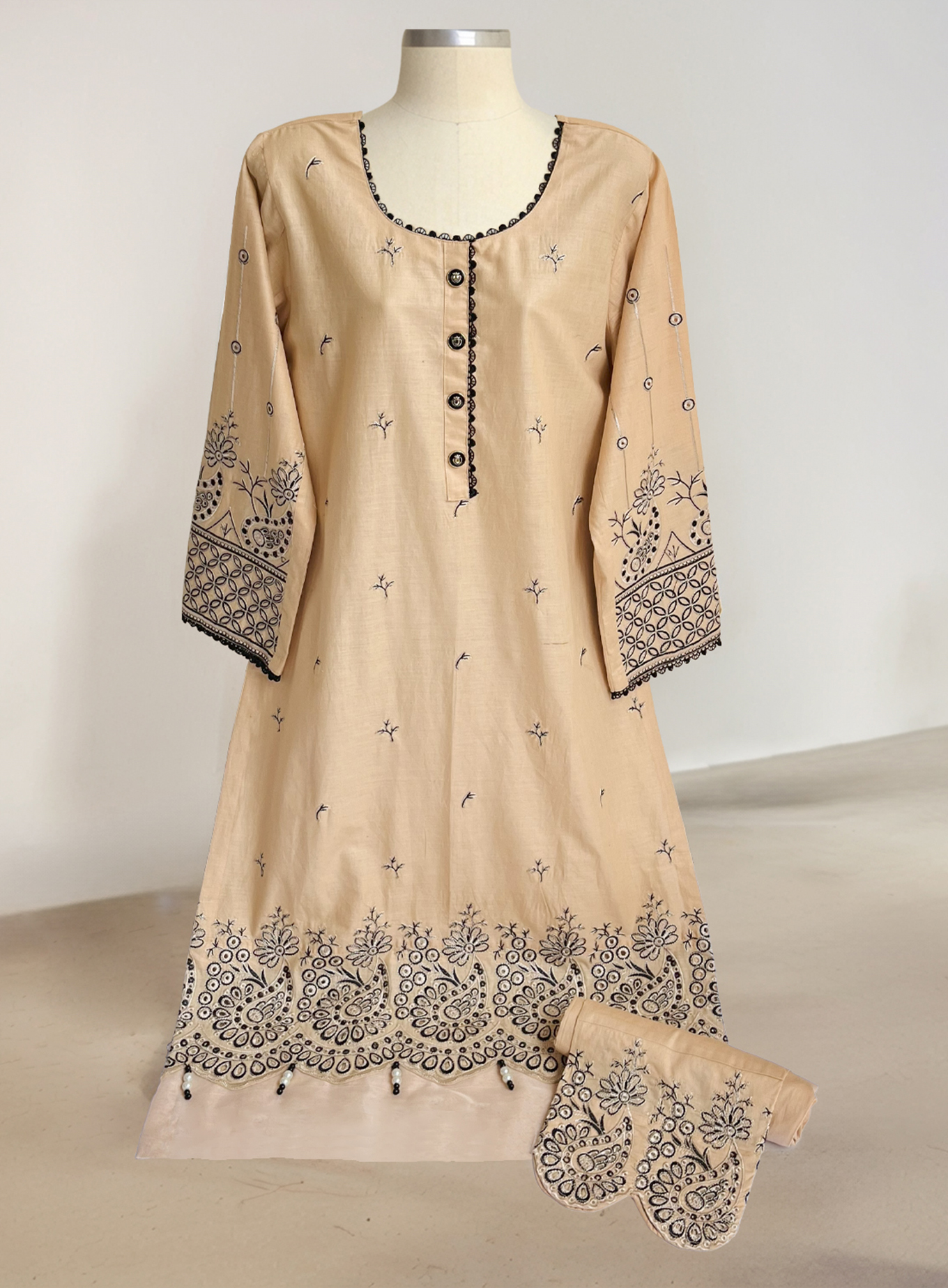 Maiza Sand 2pc Wholesale Pakistani Suits