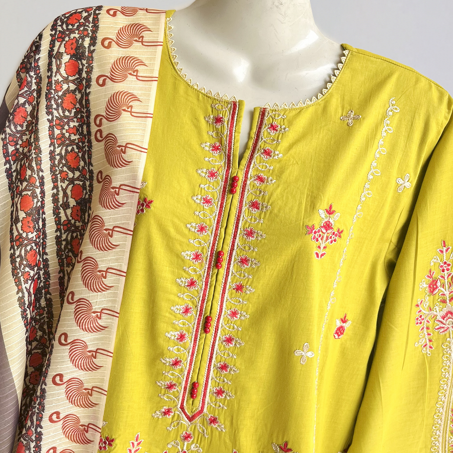 Zoya Saffron Wholesale stitched ladies lawn 3pc dress